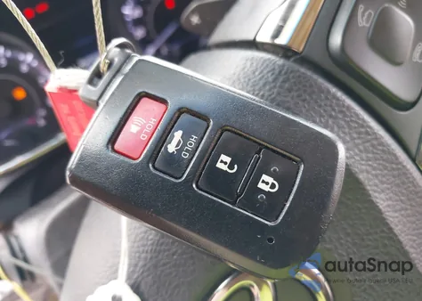 2015 Toyota Avalon Xle z USA, uszkodzony, nr VIN 4T1BK1EB7FU176267